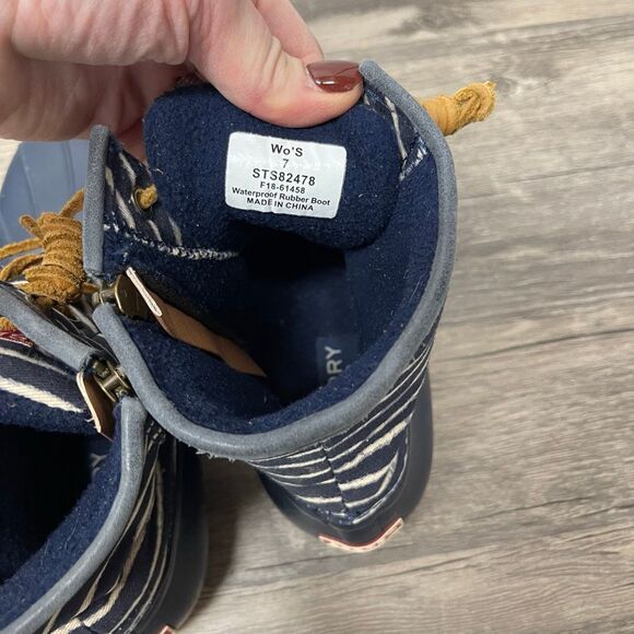 Sperry Saltwater Duck Boots Women’s 7 Navy Stripe Preppy Nautical Waterproof - Picture 7 of 7
